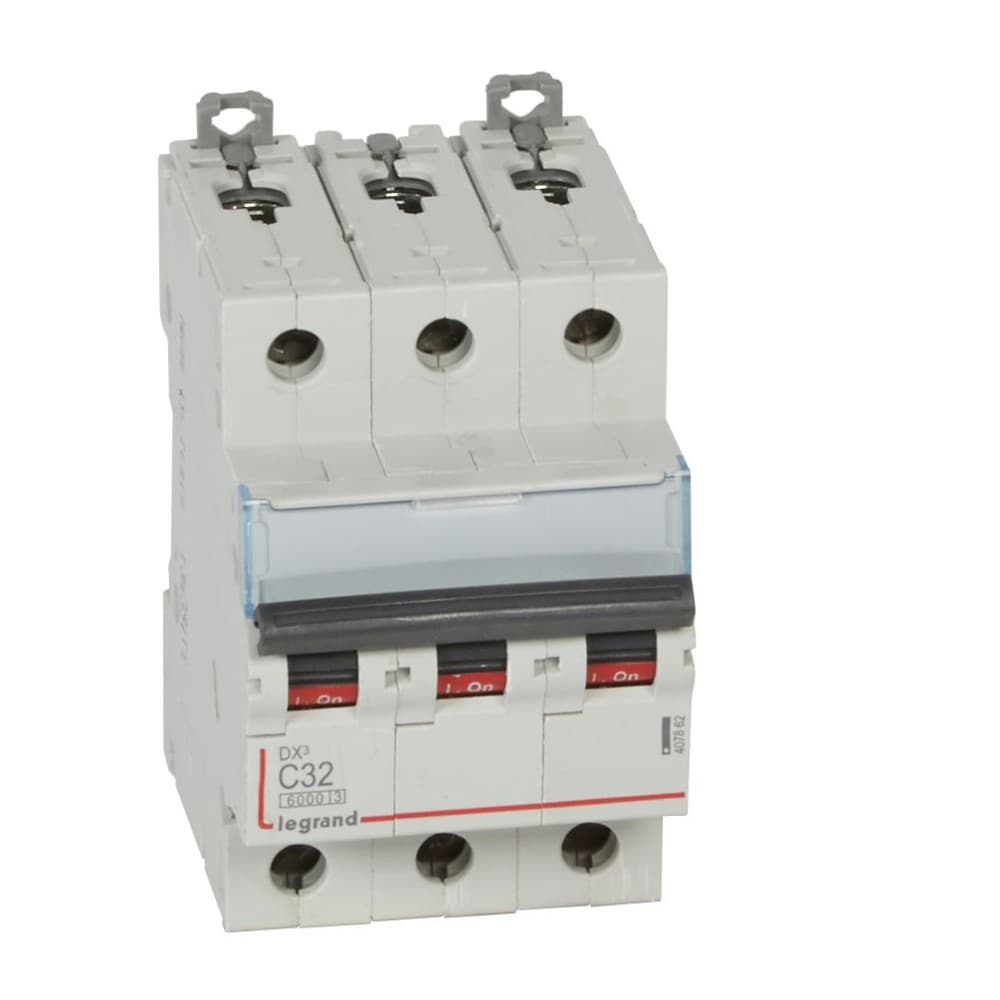 INTERRUPTOR AUT TERMOMAG P/RIEL 3P 32A 230/400VAC 25/10KA DX3-6000 407862
