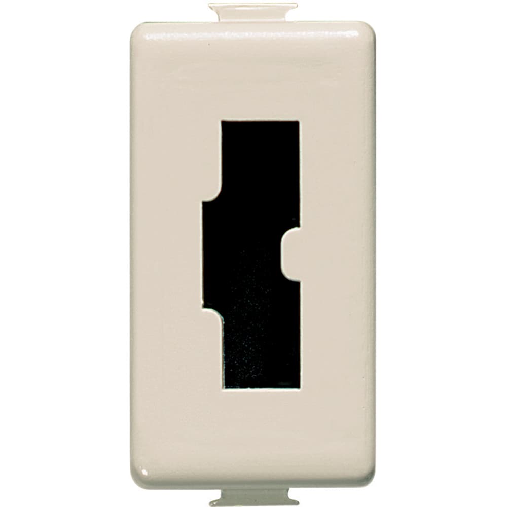 DADO TOMA SEGURIDAD 2P+T 1 MOD MARFIL MATIX A5100