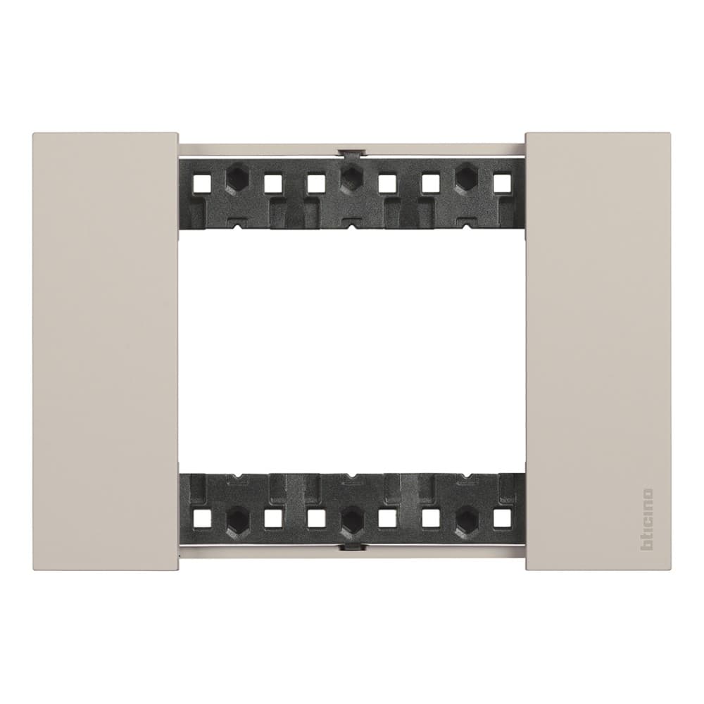 PLACA PLASTICO 3 MOD COLOR ARENA LIVING NOW KA4803KM