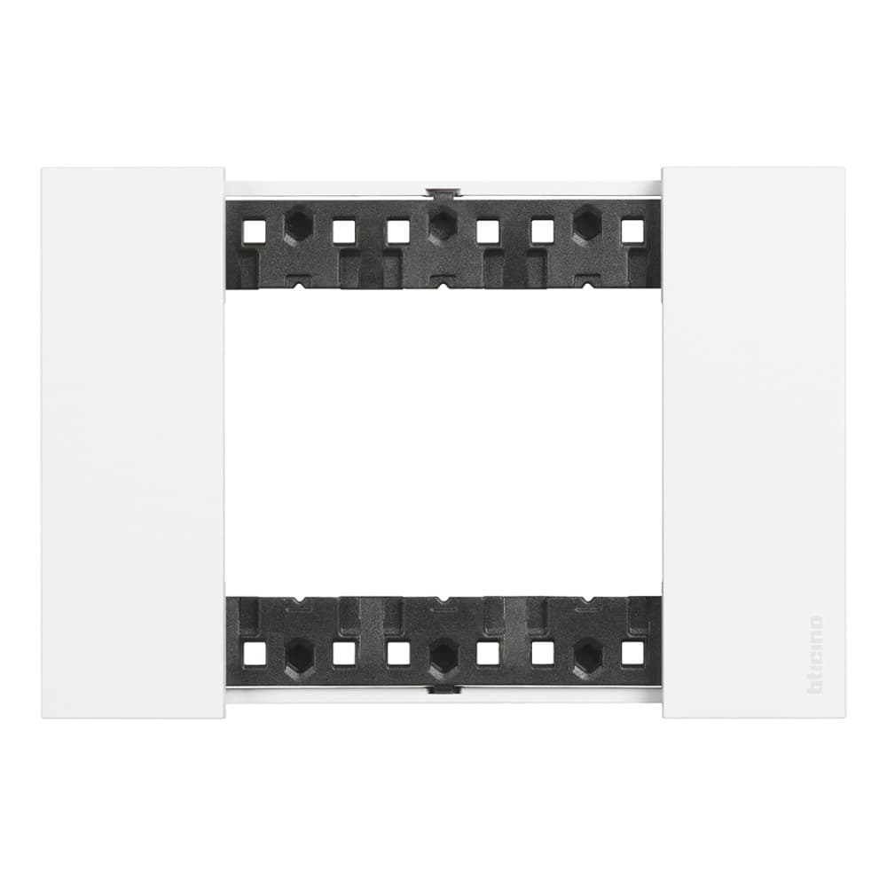 PLACA PLASTICO 3 MOD BLANCO LIVING NOW KA4803KW