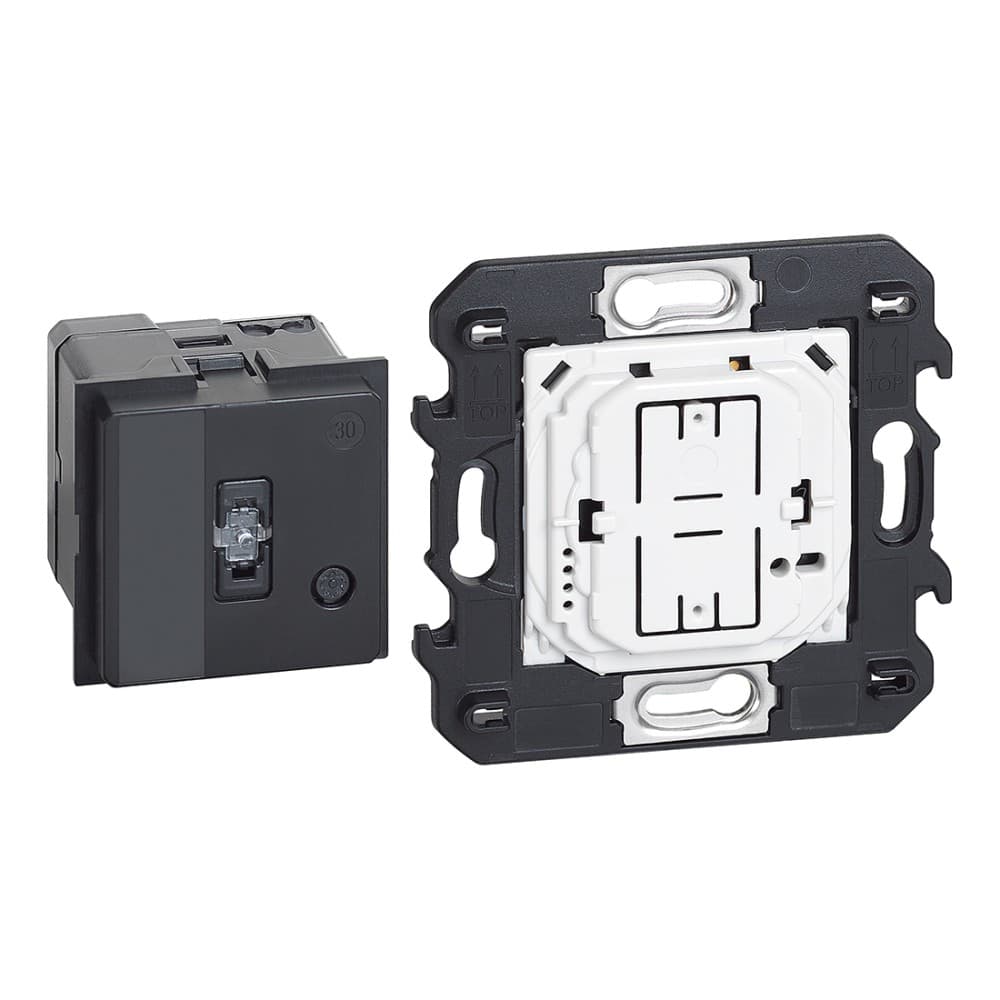 GATEWAY DOMOTICO CON COMANDO IN OUT CONECTADO 2 MOD LIVING NOW K4500C