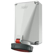 TOMA VISIBLE 125 A.3P+N+T 415V.ROJO 6H IP67 143 MENNEKES